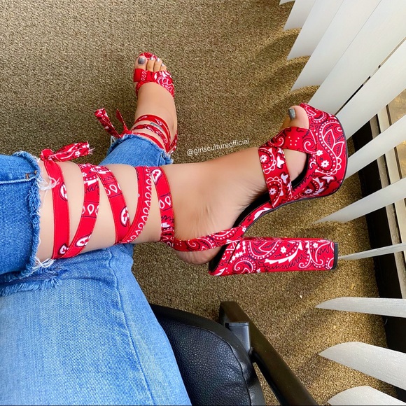 Red Bandana Strap Platform Heel - Picture 6 of 6